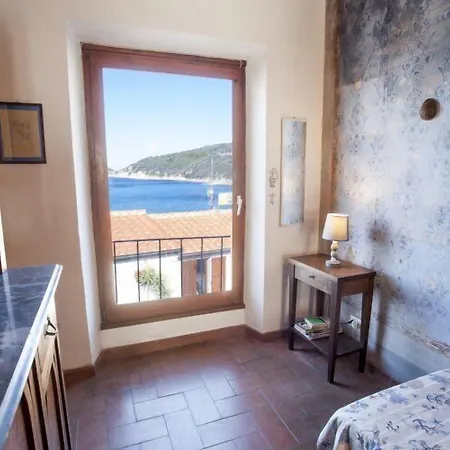 Ξενοδοχείο Viticcio 3*